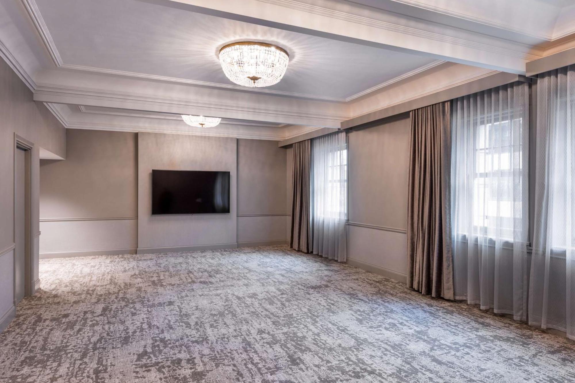 Hotel The Benson Portland, Curio Collection By Hilton